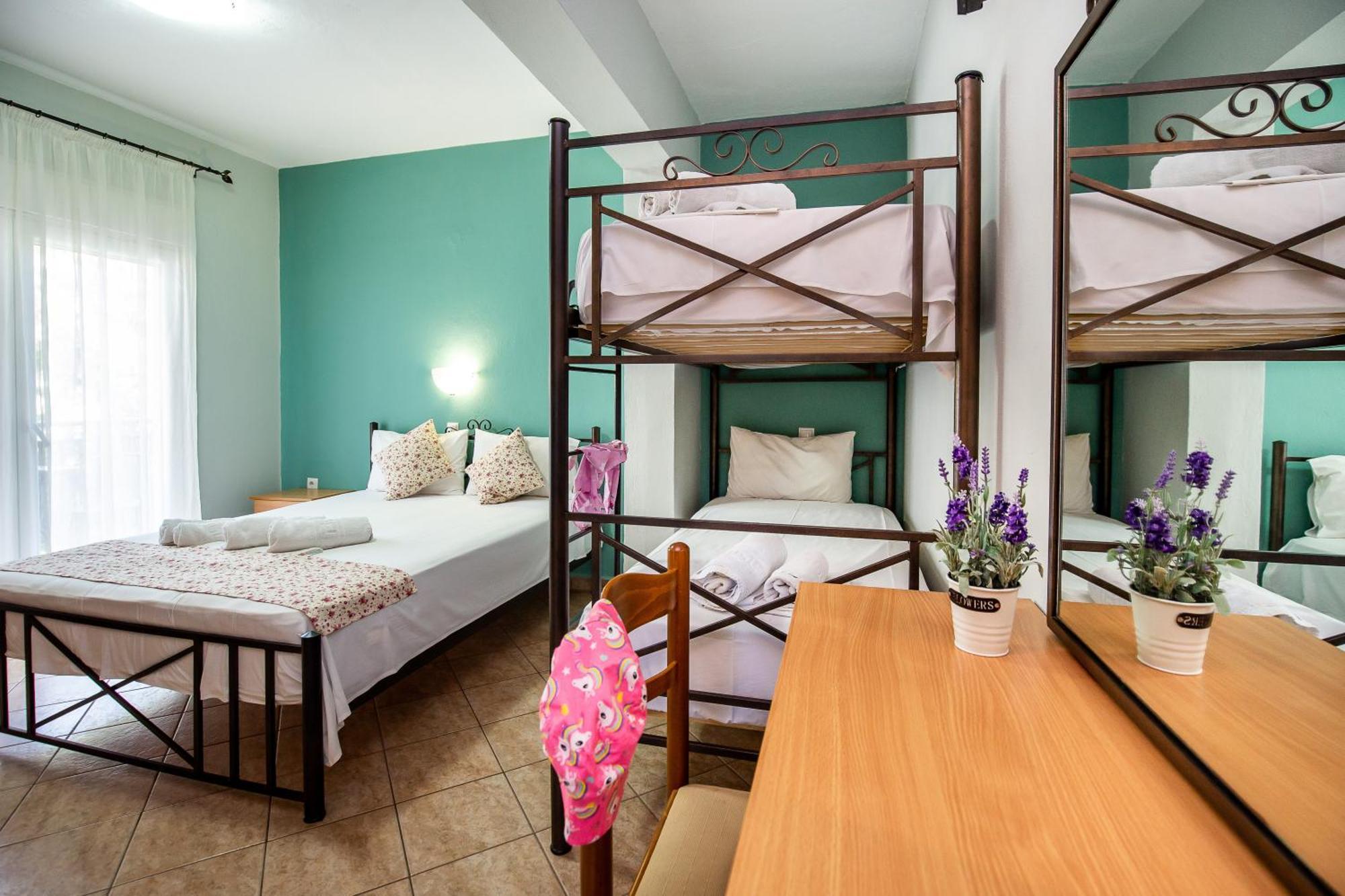 Famelia Studios Lampiris Потос Экстерьер фото